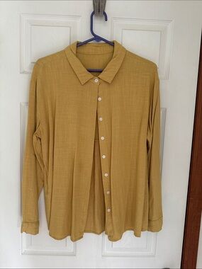 4/$20 EUC Mustard Yellow Long Sleeve Button-Down Shirt